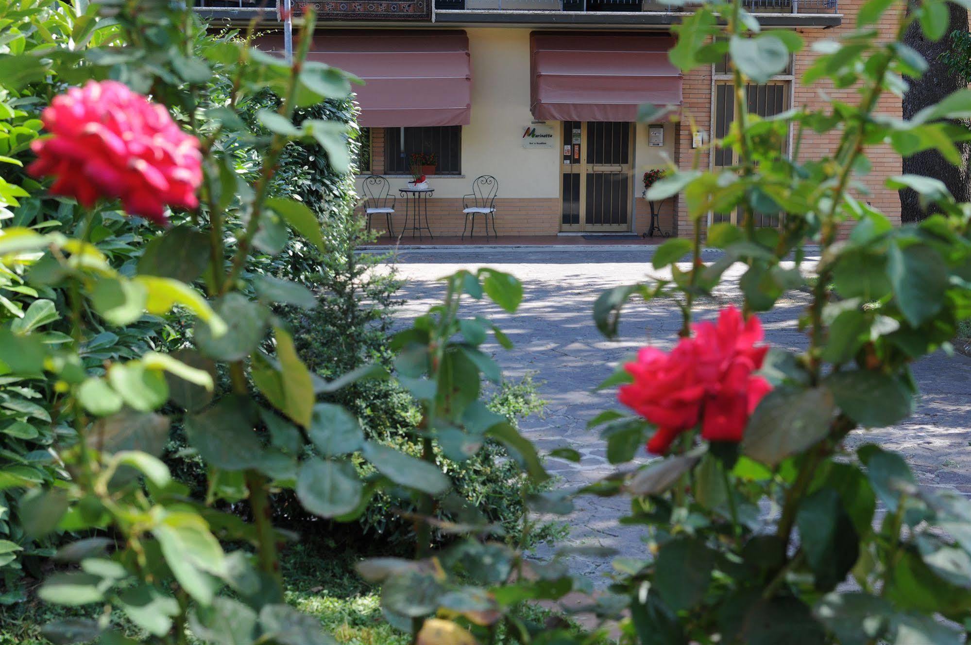 Marinetta Bed & Breakfast Синя Екстериор снимка